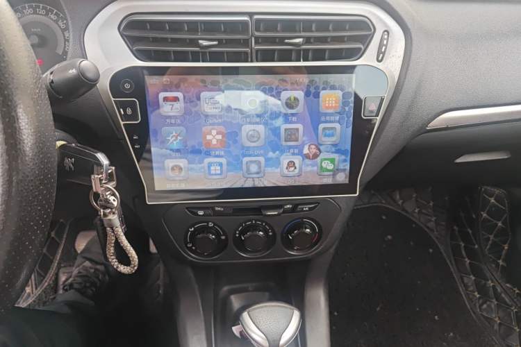 Used Peugeot 301 2016 1.6L Automatic Comfort Edition Audio And AC Panel