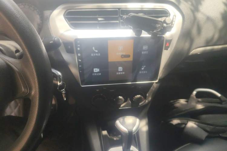 Used Peugeot 301 2016 1.6L Automatic Comfort Edition Audio And AC Panel