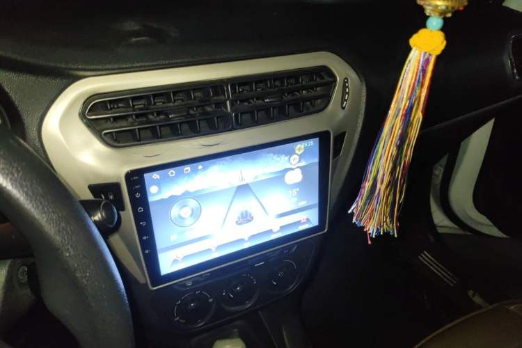 Used Peugeot 301 2016 1.6L Manual Happiness Edition Audio And AC Panel