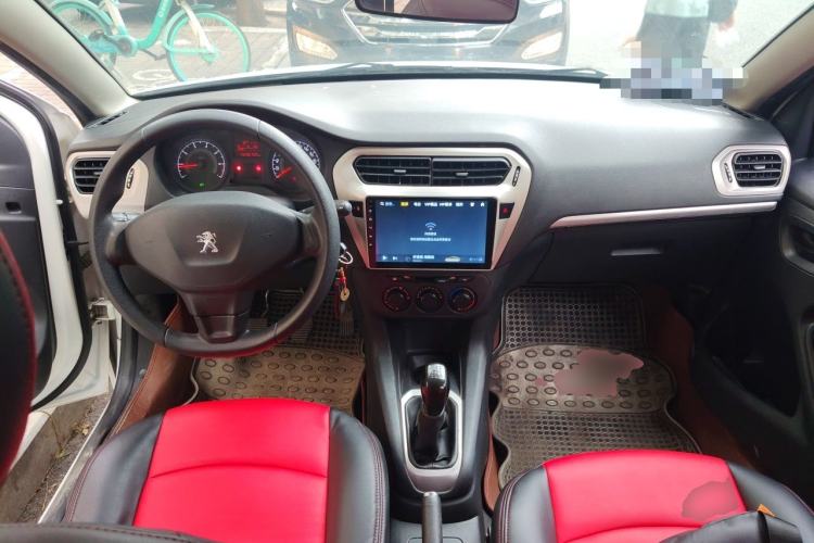Used Peugeot 301 2016 1.6L Manual Comfort Edition Center Console