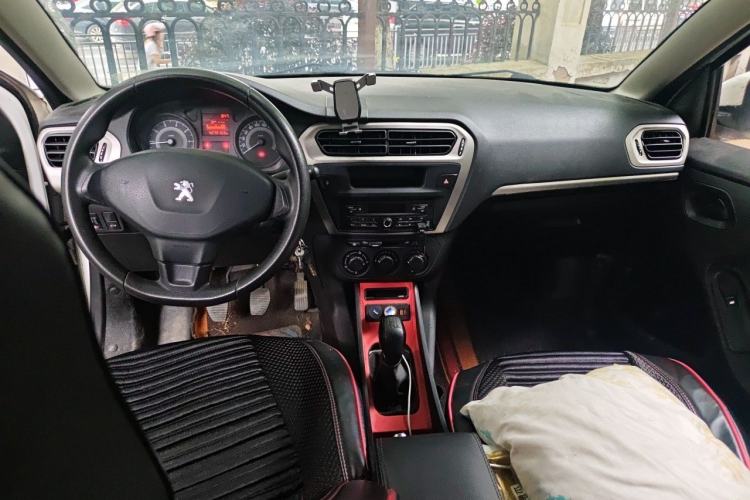 Used Peugeot 301 2016 1.6L Manual Comfort Edition Center Console
