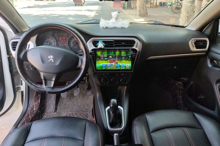 Used Peugeot 301 2016 1.6L Manual Comfort Edition Center Console