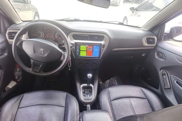 Used Peugeot 301 2016 1.6L Automatic Comfort Edition Center Console