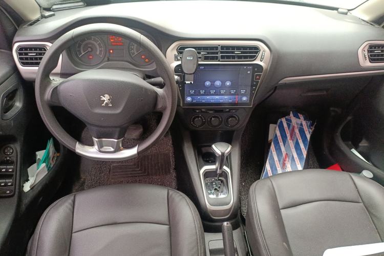 Used Peugeot 301 2016 1.6L Automatic Comfort Edition Center Console