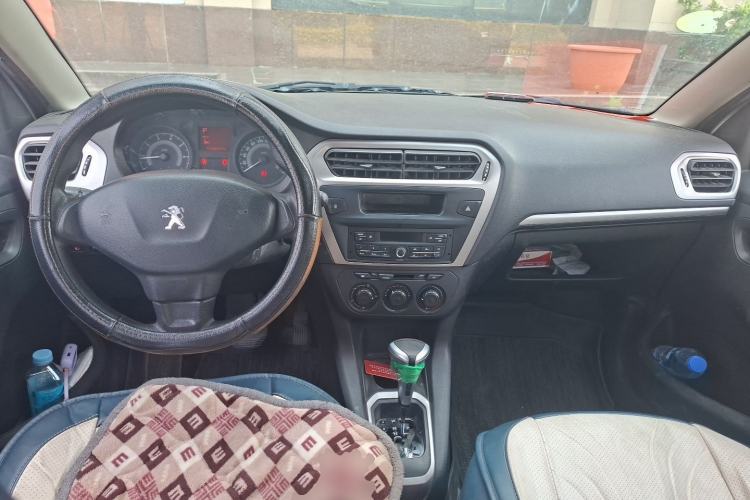 Used Peugeot 301 2016 1.6L Automatic Comfort Edition Center Console
