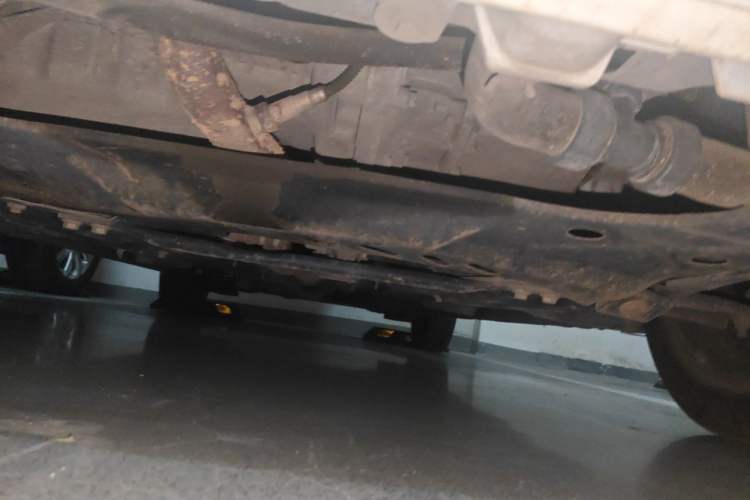 Used Peugeot 301 2016 1.6L Manual Comfort Edition Chassis Front