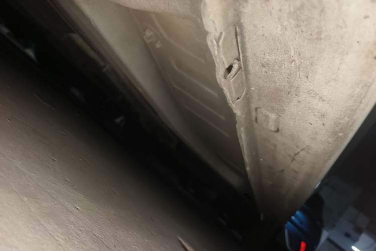 Used Peugeot 301 2016 1.6L Automatic Comfort Edition Chassis Front Left