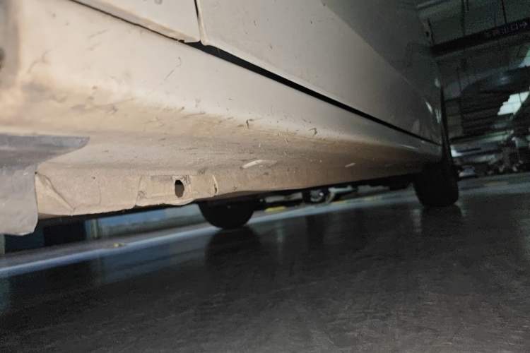 Used Peugeot 301 2016 1.6L Automatic Comfort Edition Chassis Front Left