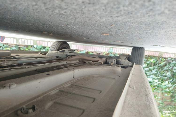 Used Peugeot 301 2016 1.6L Manual Comfort Edition Chassis Front Right