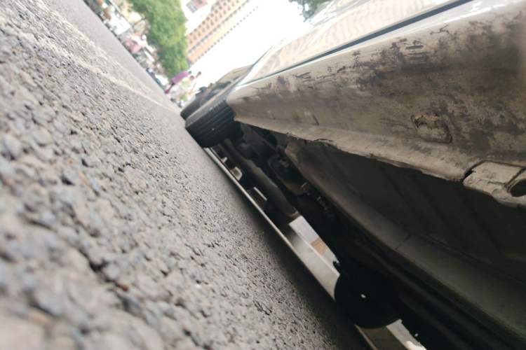 Used Peugeot 301 2016 1.6L Manual Comfort Edition Chassis Front Right