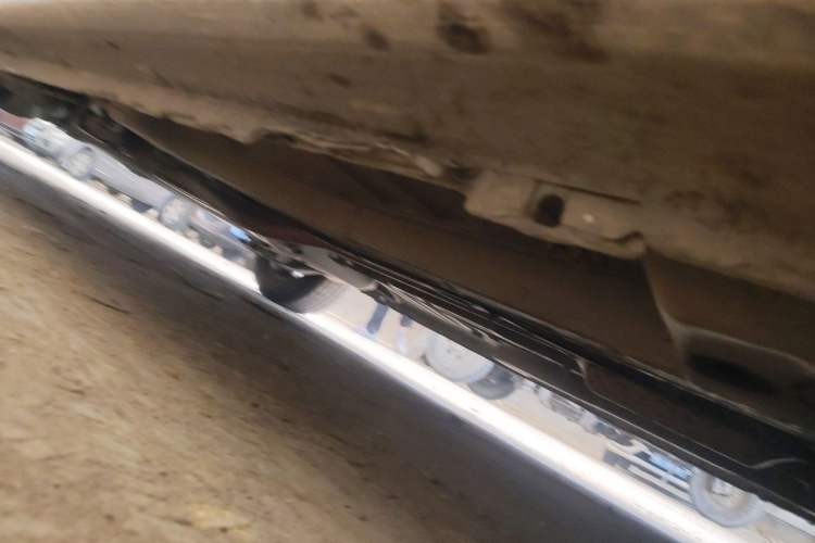 Used Peugeot 301 2016 1.6L Automatic Comfort Edition Chassis Front Right