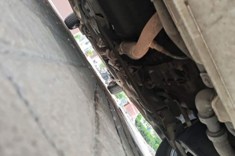 Used Peugeot 301 2016 1.6L Manual Comfort Edition Chassis Front