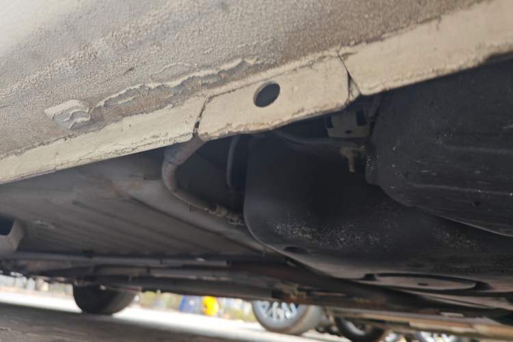 Used Peugeot 301 2016 1.6L Automatic Comfort Edition Chassis Rear Left