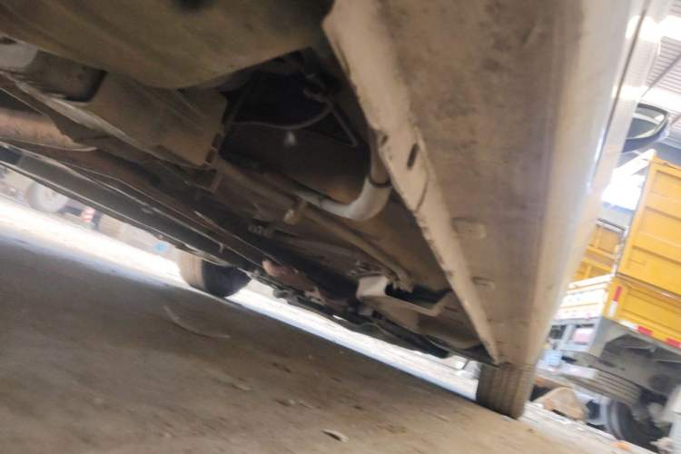 Used Peugeot 301 2016 1.6L Automatic Comfort Edition Chassis Rear Right