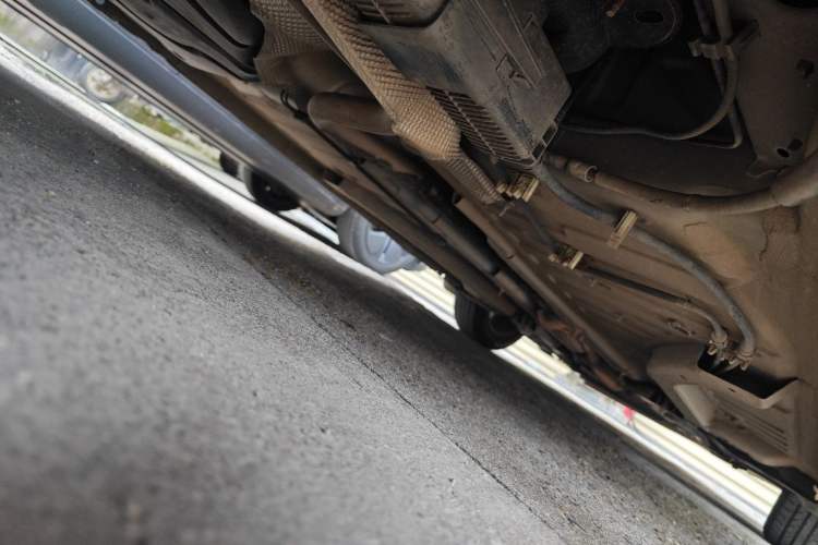 Used Peugeot 301 2016 1.6L Manual Comfort Edition Chassis Rear Right