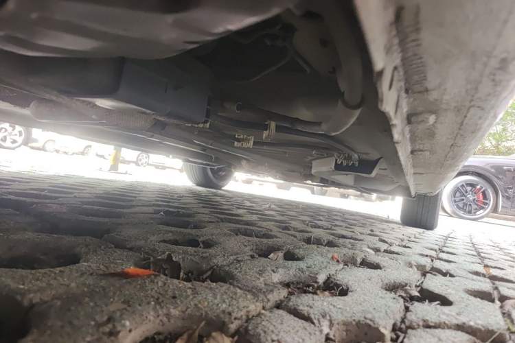 Used Peugeot 301 2016 1.6L Manual Comfort Edition Chassis Rear Right