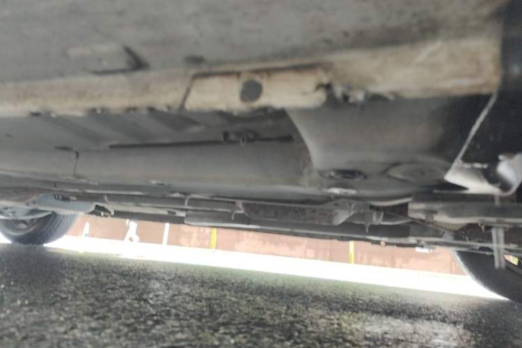 Used Peugeot 301 2016 1.6L Manual Comfort Edition Chassis Rear Right
