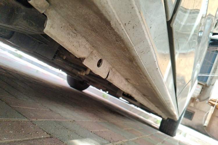 Used Peugeot 301 2016 1.6L Manual Comfort Edition Chassis Rear Right