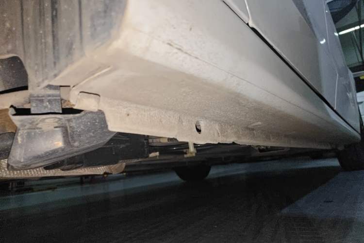 Used Peugeot 301 2016 1.6L Automatic Comfort Edition Chassis Rear Right
