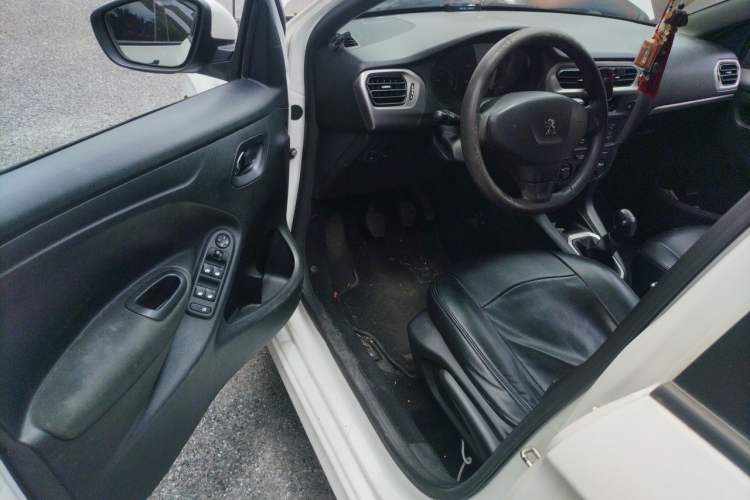 Used Peugeot 301 2016 1.6L Manual Comfort Edition Driver Seat