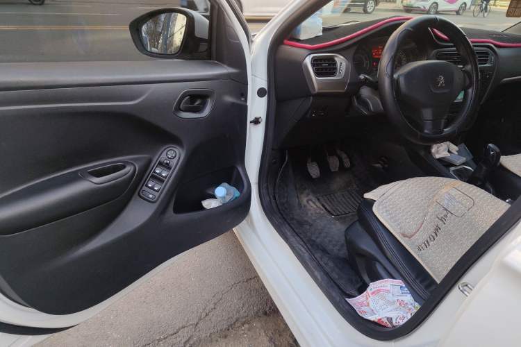 Used Peugeot 301 2016 1.6L Manual Comfort Edition Driver Seat