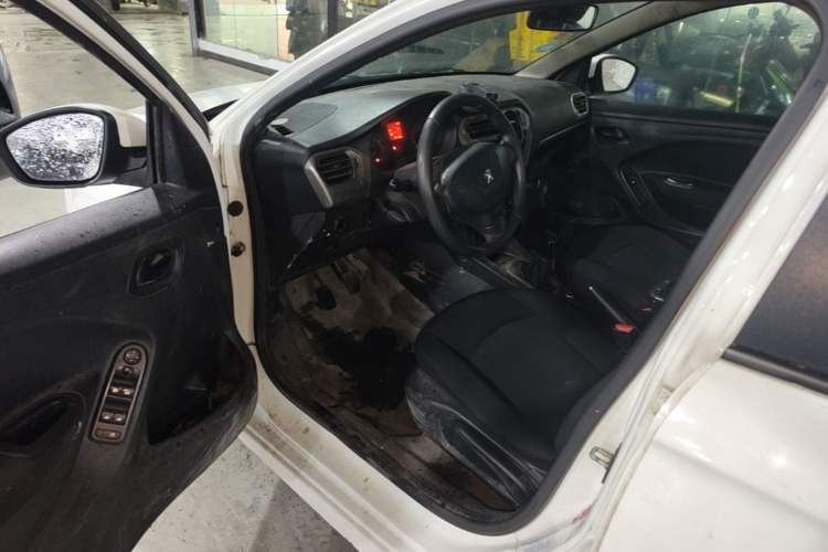 Used Peugeot 301 2016 1.6L Manual Comfort Edition Driver Seat