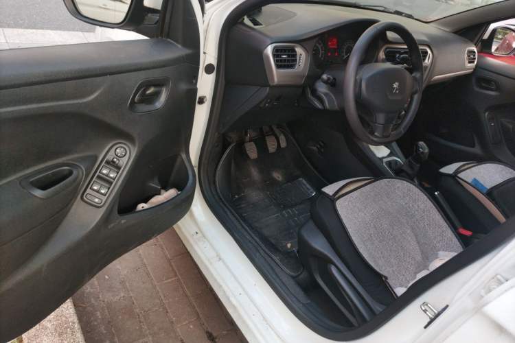Used Peugeot 301 2016 1.6L Manual Comfort Edition Driver Seat