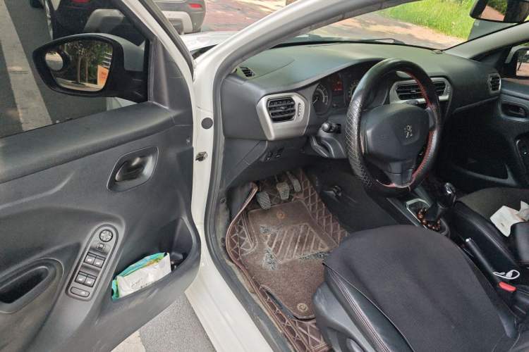 Used Peugeot 301 2016 1.6L Manual Happiness Edition Driver Seat