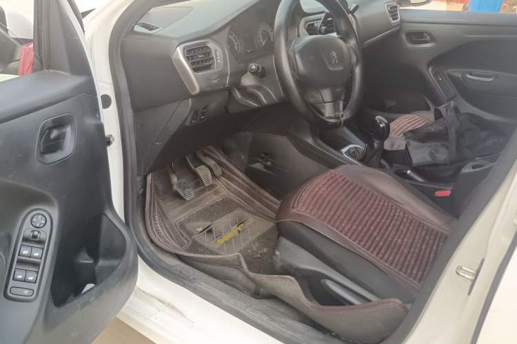 Used Peugeot 301 2016 1.6L Manual Comfort Edition Driver Seat