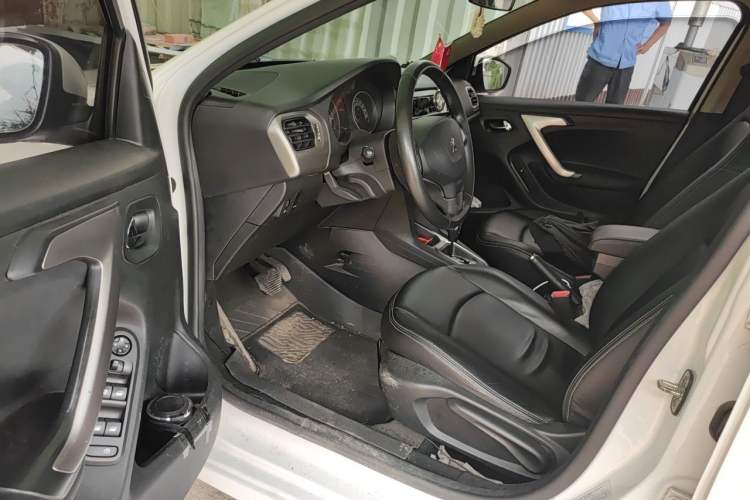 Used Peugeot 301 2016 1.6L Automatic Luxury Edition Driver Seat