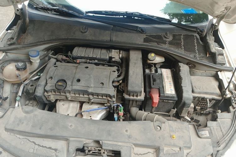 Used Peugeot 301 2016 1.6L Manual Comfort Edition Engine Bay