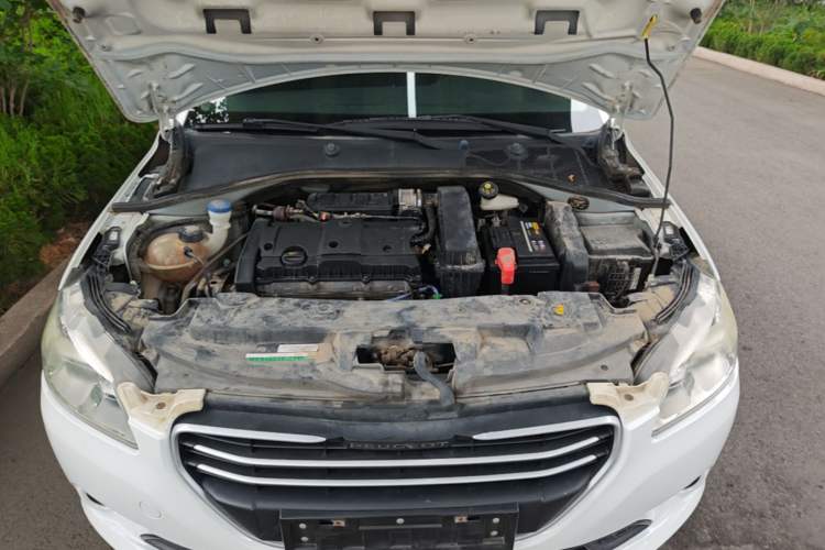 Used Peugeot 301 2016 1.6L Manual Comfort Edition Engine Bay