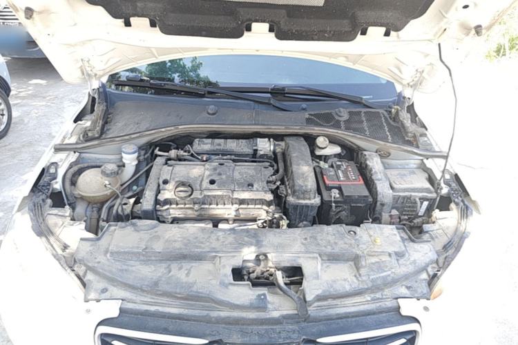Used Peugeot 301 2016 1.6L Manual Comfort Edition Engine Bay