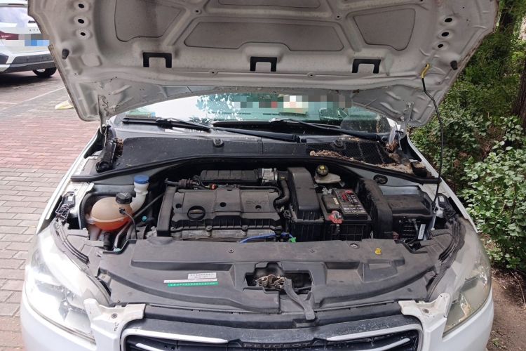 Used Peugeot 301 2016 1.6L Manual Comfort Edition Engine Bay