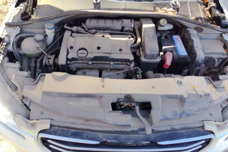 Used Peugeot 301 2016 1.6L Manual Comfort Edition Engine Bay