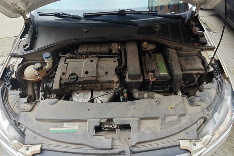 Used Peugeot 301 2016 1.6L Manual Comfort Edition Engine Bay