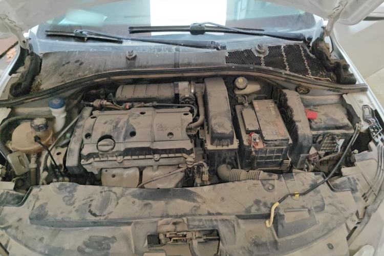 Used Peugeot 301 2016 1.6L Manual Comfort Edition Engine Bay