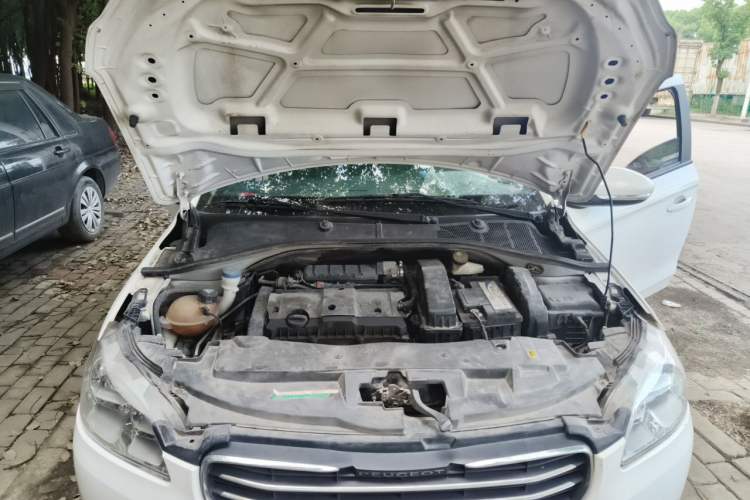 Used Peugeot 301 2016 1.6L Automatic Comfort Edition Engine Bay
