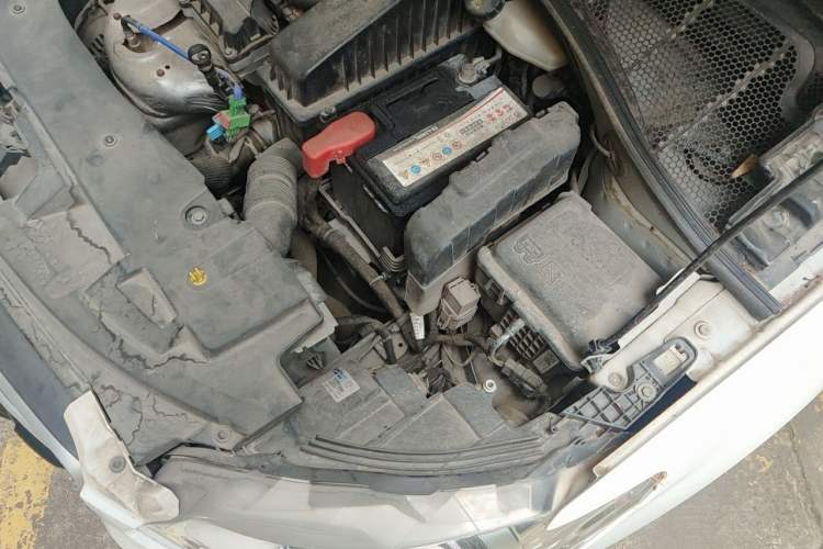 Used Peugeot 301 2016 1.6L Manual Comfort Edition Engine Bay Left