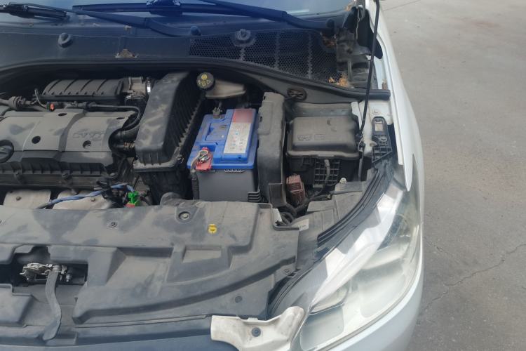 Used Peugeot 301 2016 1.6L Manual Comfort Edition Engine Bay Left