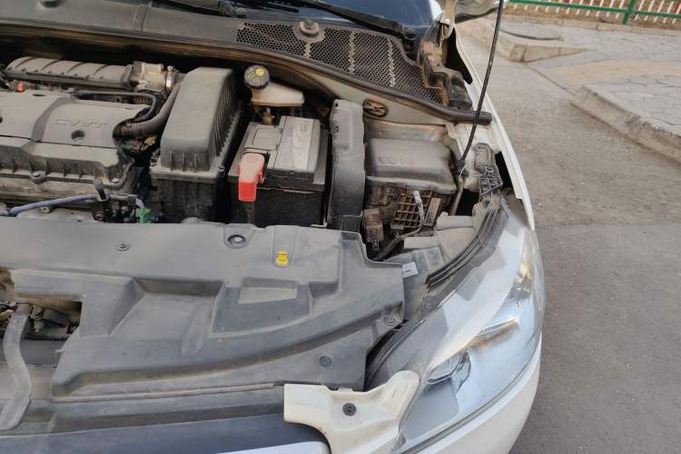 Used Peugeot 301 2016 1.6L Manual Comfort Edition Engine Bay Left