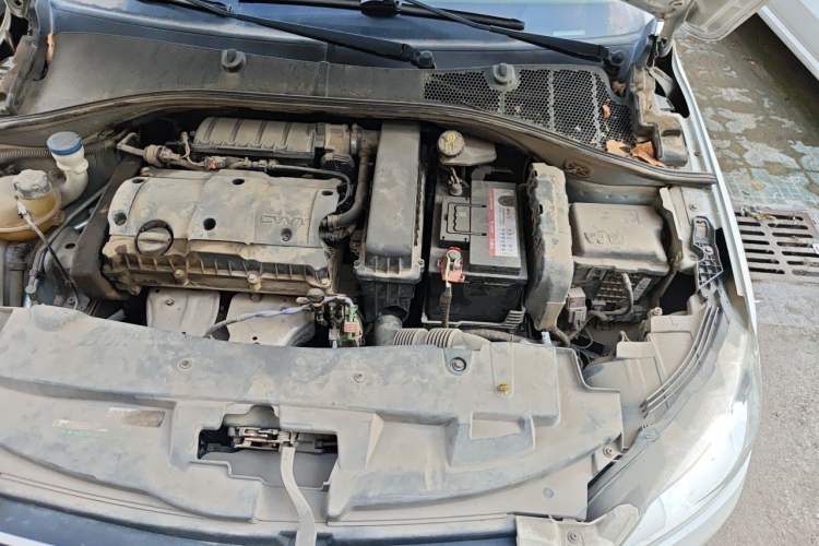 Used Peugeot 301 2016 1.6L Manual Comfort Edition Engine Bay Left
