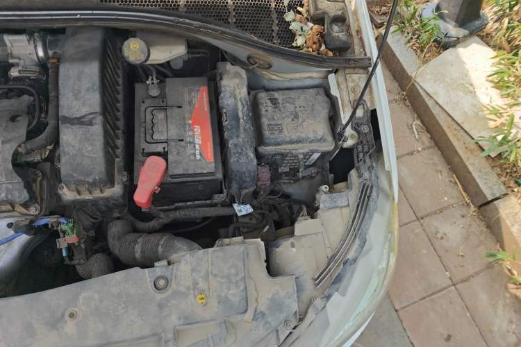 Used Peugeot 301 2016 1.6L Manual Comfort Edition Engine Bay Left