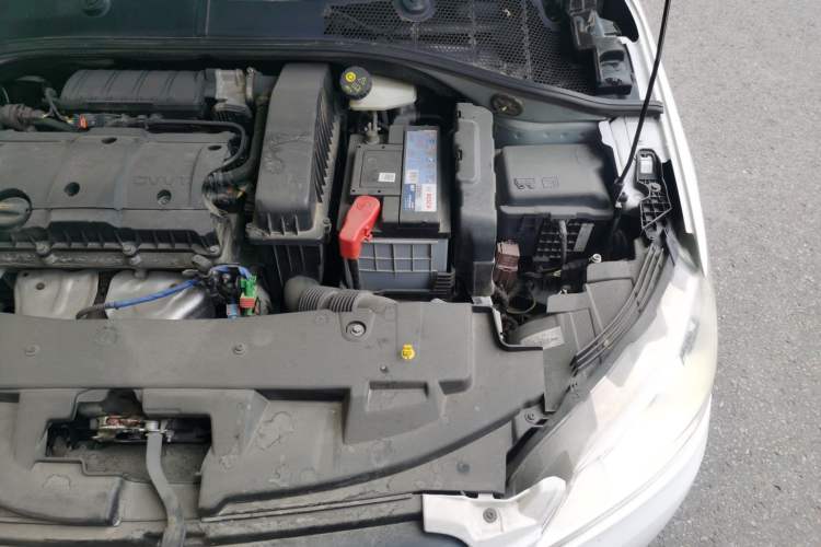 Used Peugeot 301 2016 1.6L Manual Comfort Edition Engine Bay Left
