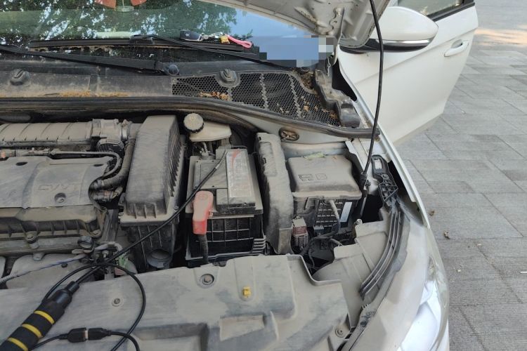 Used Peugeot 301 2016 1.6L Manual Comfort Edition Engine Bay Left