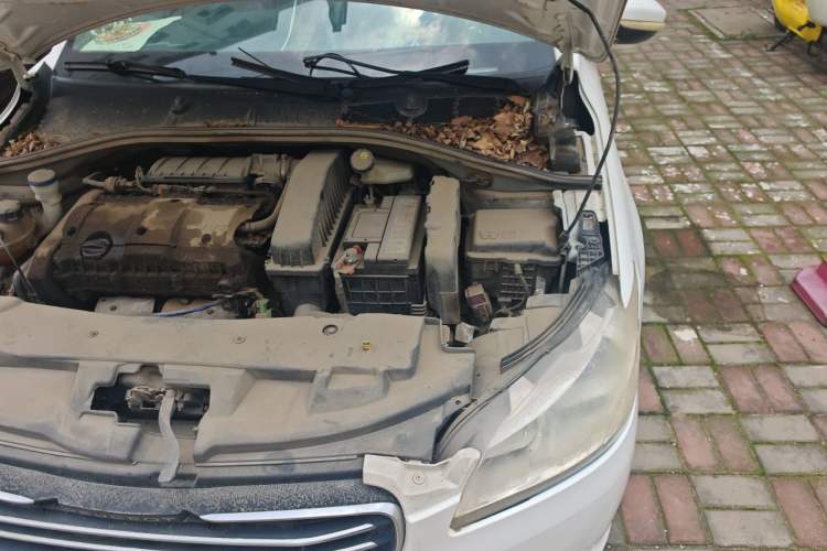 Used Peugeot 301 2016 1.6L Manual Comfort Edition Engine Bay Left