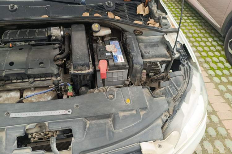 Used Peugeot 301 2016 1.6L Manual Comfort Edition Engine Bay Left