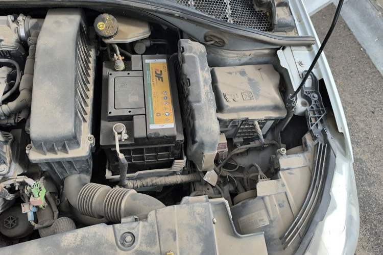 Used Peugeot 301 2016 1.6L Manual Comfort Edition Engine Bay Left
