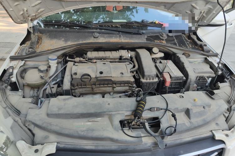 Used Peugeot 301 2016 1.6L Manual Comfort Edition Engine Bay