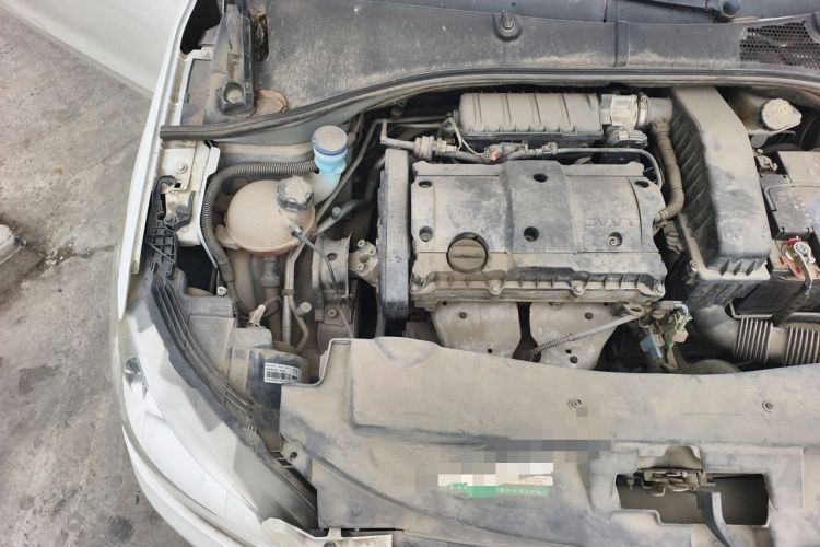 Used Peugeot 301 2016 1.6L Manual Comfort Edition Engine Bay Right